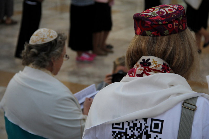 תיעוד: רבבת נשים זעקו לרפואת מרן הגרח"ע יוסף
