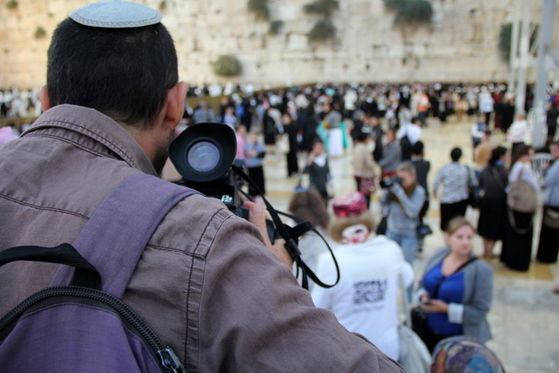 תיעוד: רבבת נשים זעקו לרפואת מרן הגרח"ע יוסף