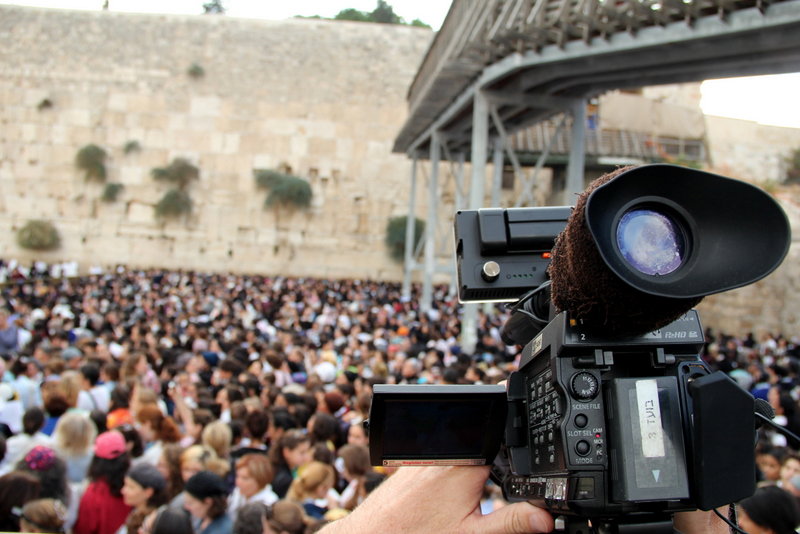 תיעוד: רבבת נשים זעקו לרפואת מרן הגרח"ע יוסף