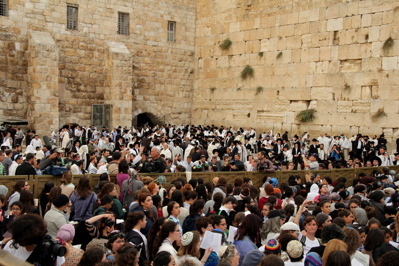 תיעוד: רבבת נשים זעקו לרפואת מרן הגרח"ע יוסף