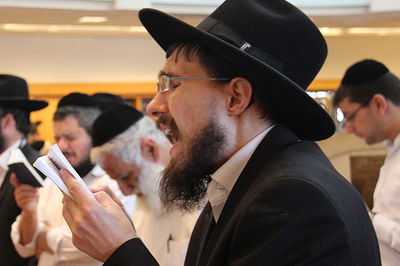 'יחווה דעת': תפילה לרפואת מרן הרב חיים עובדיה יוסף