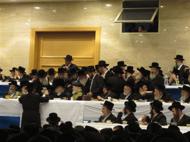 ידידות נפלאה: מרן עם האדמו"רים