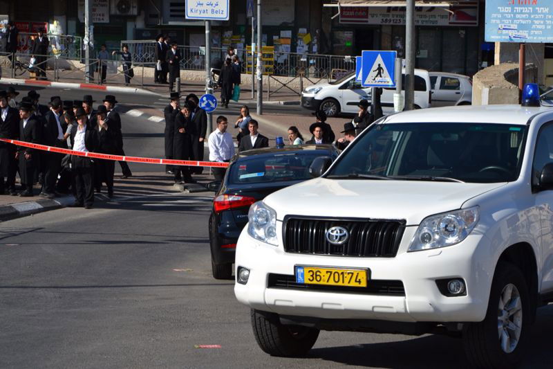 מיטת פוסק הדור עזבה את 'שמגר'