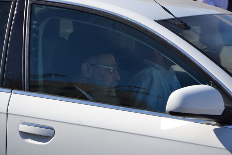 מיטת פוסק הדור עזבה את 'שמגר'