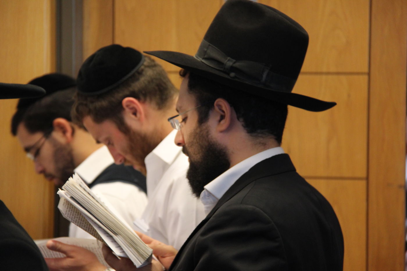 'יחווה דעת': תפילה לרפואת מרן הרב חיים עובדיה יוסף