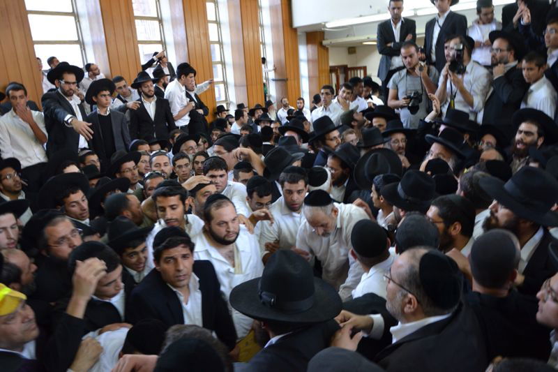 מסע הלווית מרן הגאון רבי עובדיה יוסף זצ"ל • גלריה מתעדכנת