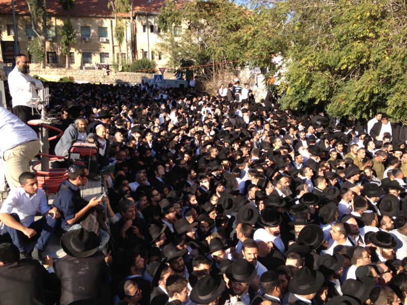 מסע הלווית מרן הגאון רבי עובדיה יוסף זצ"ל • גלריה מתעדכנת