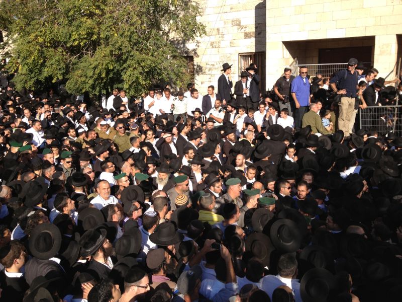 מסע הלווית מרן הגאון רבי עובדיה יוסף זצ"ל • גלריה מתעדכנת