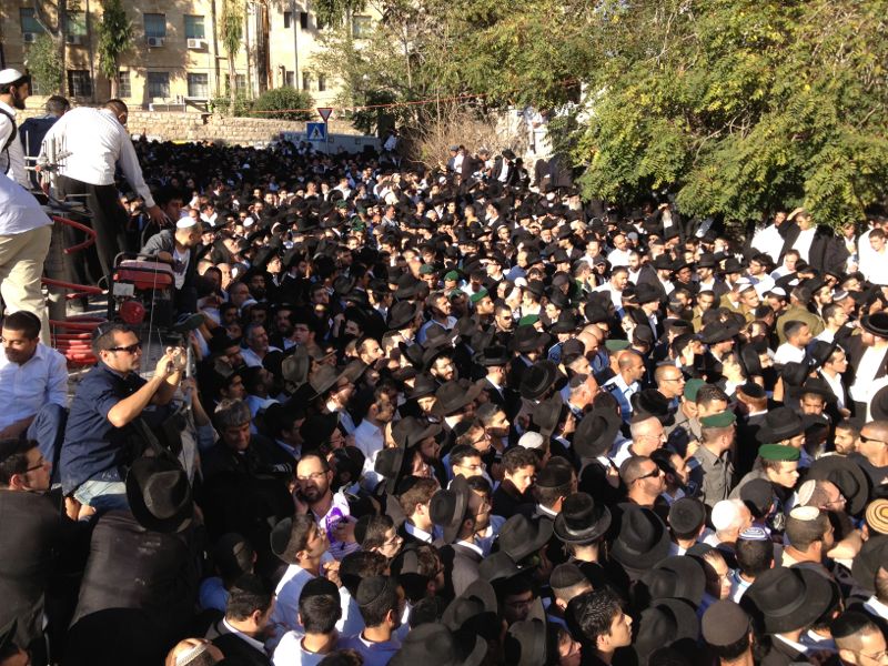 מסע הלווית מרן הגאון רבי עובדיה יוסף זצ"ל • גלריה מתעדכנת