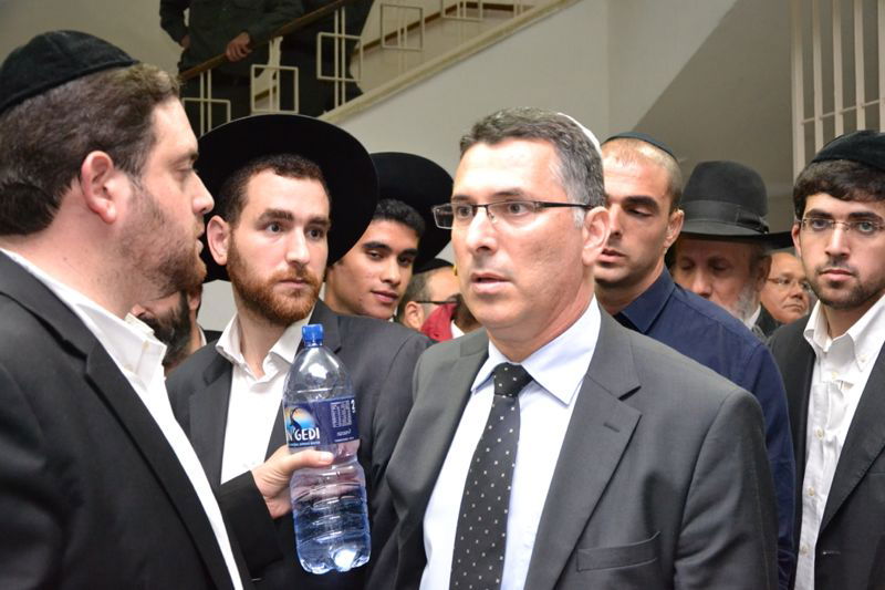 מסע הלווית מרן הגאון רבי עובדיה יוסף זצ"ל • גלריה מתעדכנת