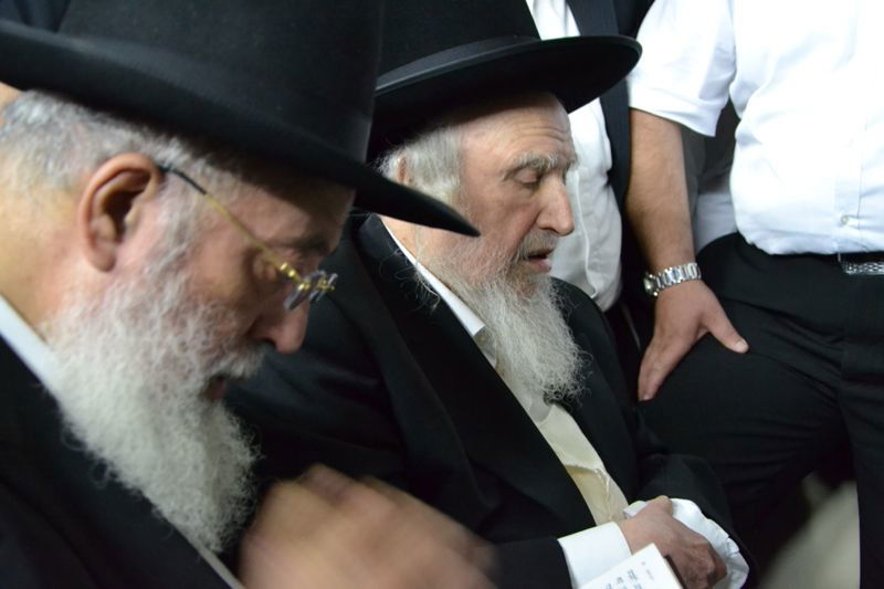 מסע הלווית מרן הגאון רבי עובדיה יוסף זצ"ל • גלריה מתעדכנת