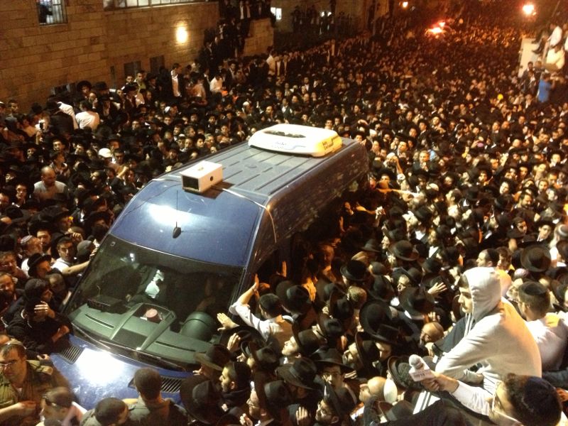 מסע הלווית מרן הגאון רבי עובדיה יוסף זצ"ל • גלריה מתעדכנת