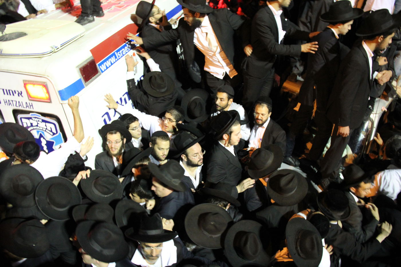 גלריית ענק: כך נראתה הלוויתו של מרן הרב עובדיה יוסף