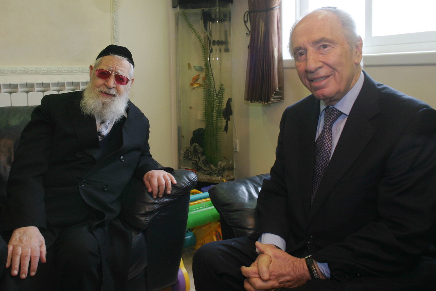 מרן פוסק הדור הגאון רבי עובדיה יוסף זצוק"ל • תמונות חייו