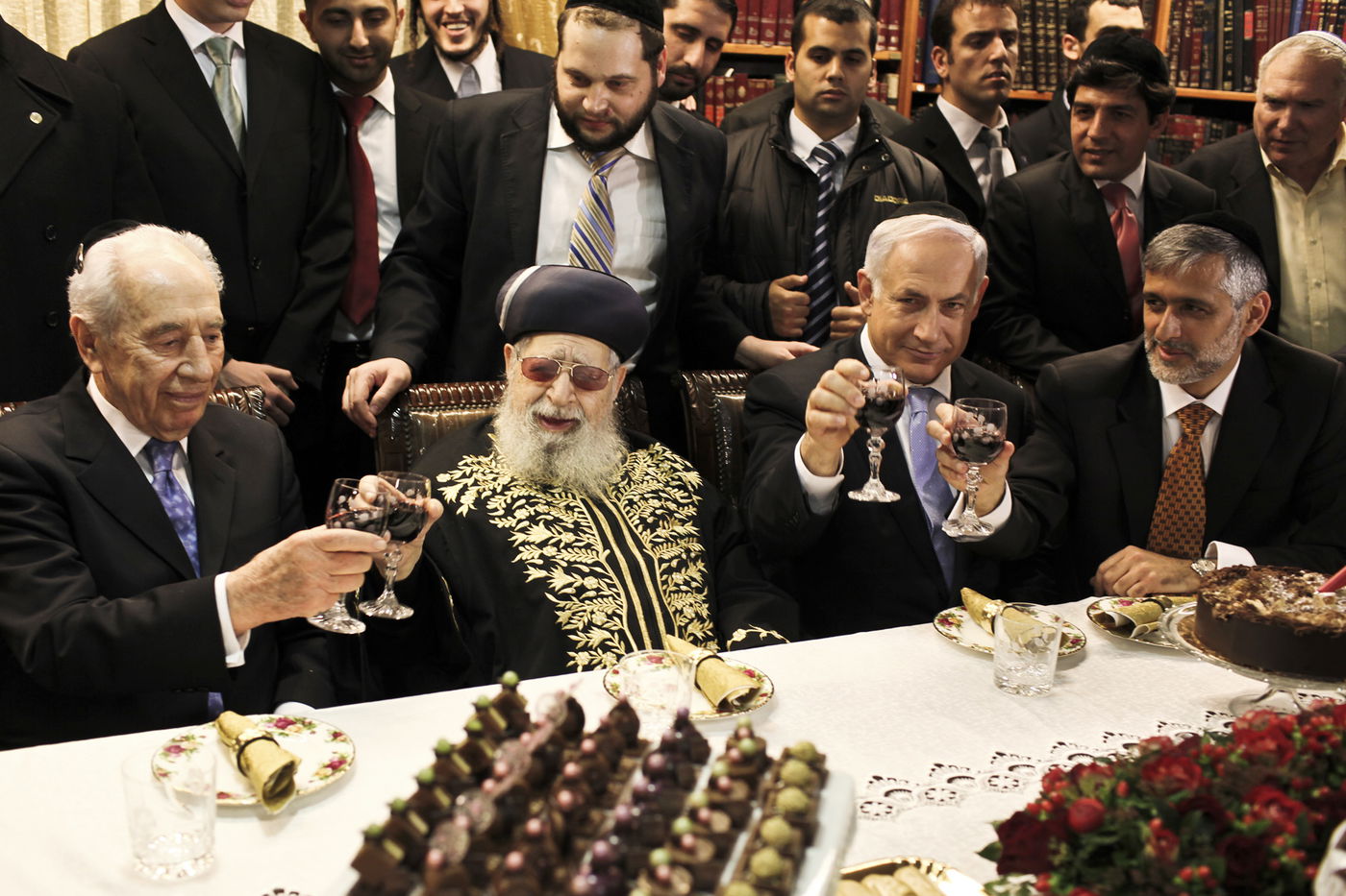 מרן פוסק הדור הגאון רבי עובדיה יוסף זצוק"ל • תמונות חייו