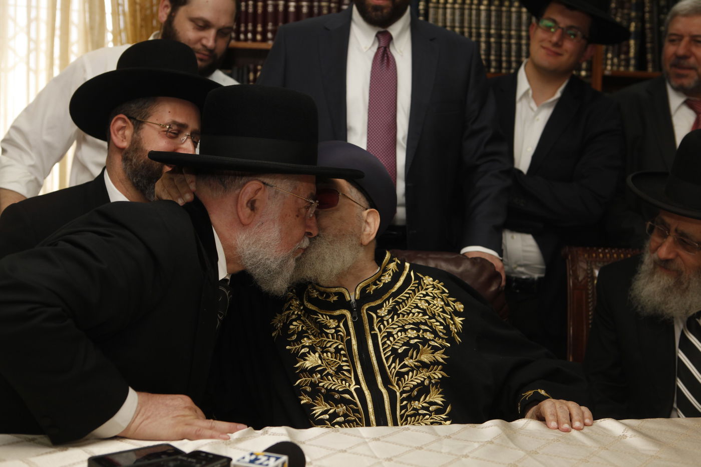 מרן פוסק הדור הגאון רבי עובדיה יוסף זצוק"ל • תמונות חייו