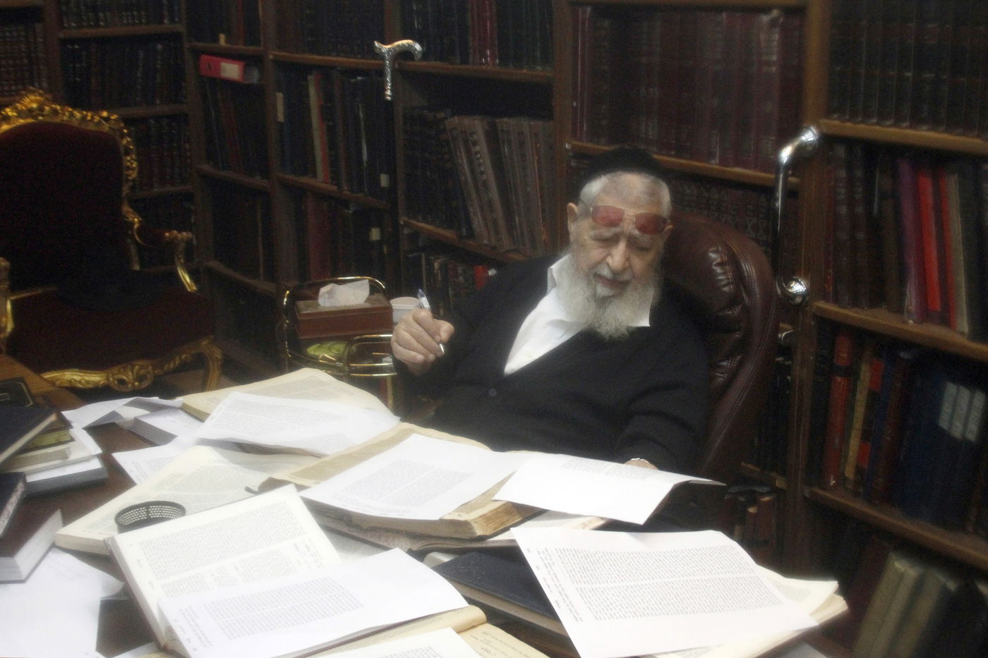 מרן פוסק הדור הגאון רבי עובדיה יוסף זצוק"ל • תמונות חייו