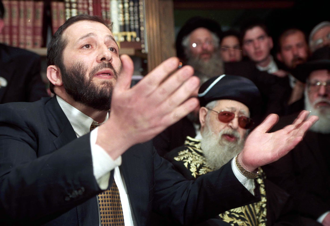 מרן פוסק הדור הגאון רבי עובדיה יוסף זצוק"ל • תמונות חייו