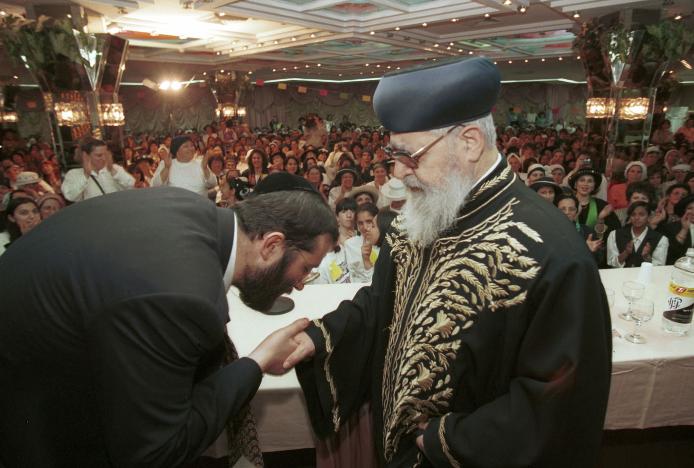 מרן פוסק הדור הגאון רבי עובדיה יוסף זצוק"ל • תמונות חייו