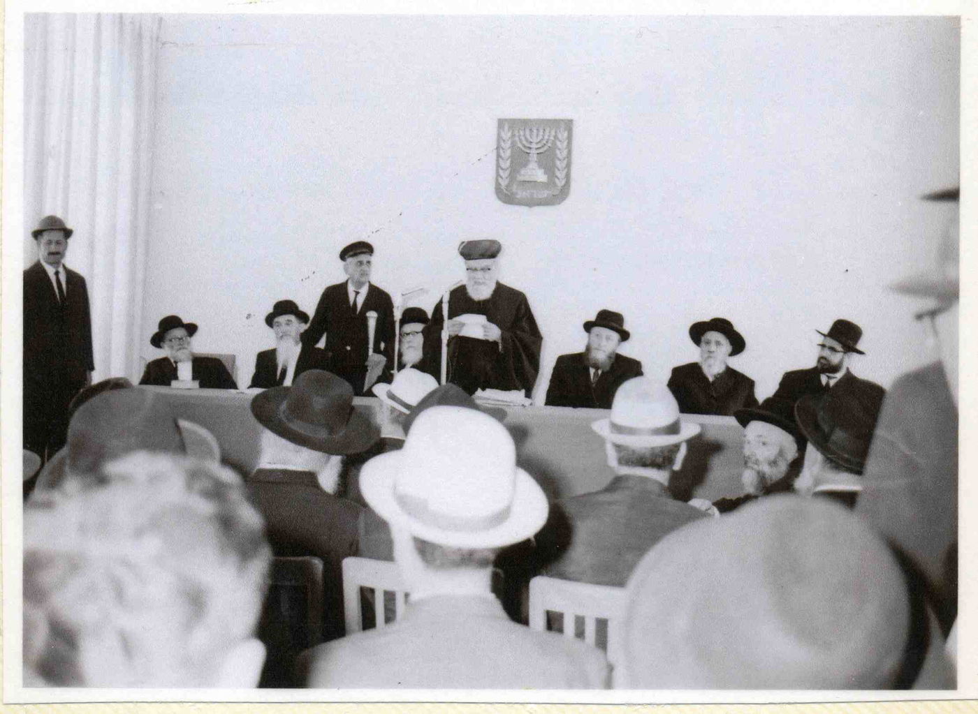 מרן פוסק הדור הגאון רבי עובדיה יוסף זצוק"ל • תמונות חייו