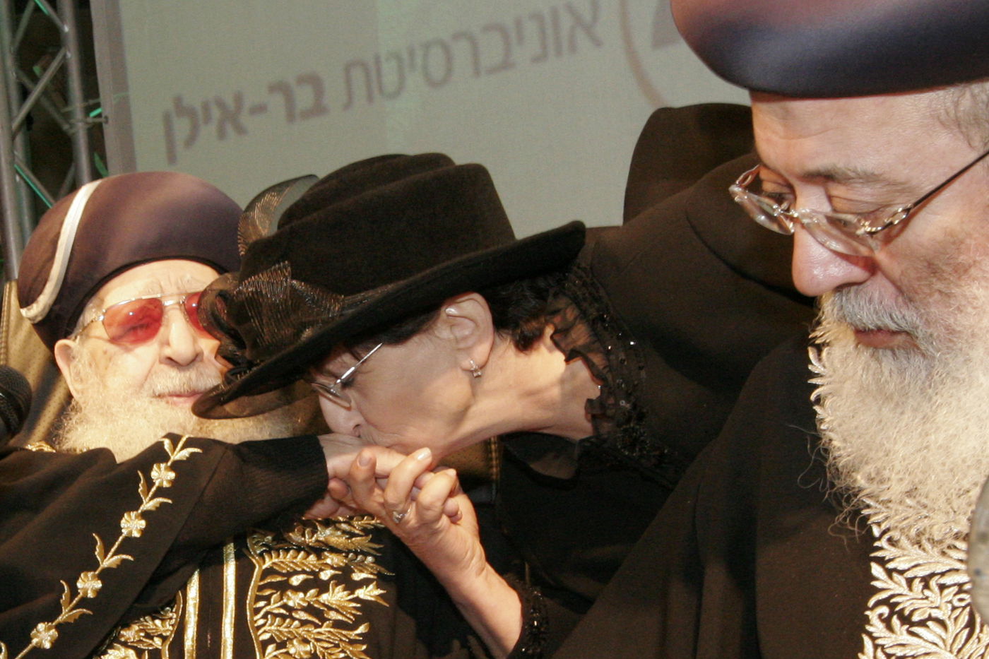 מרן פוסק הדור הגאון רבי עובדיה יוסף זצוק"ל • תמונות חייו