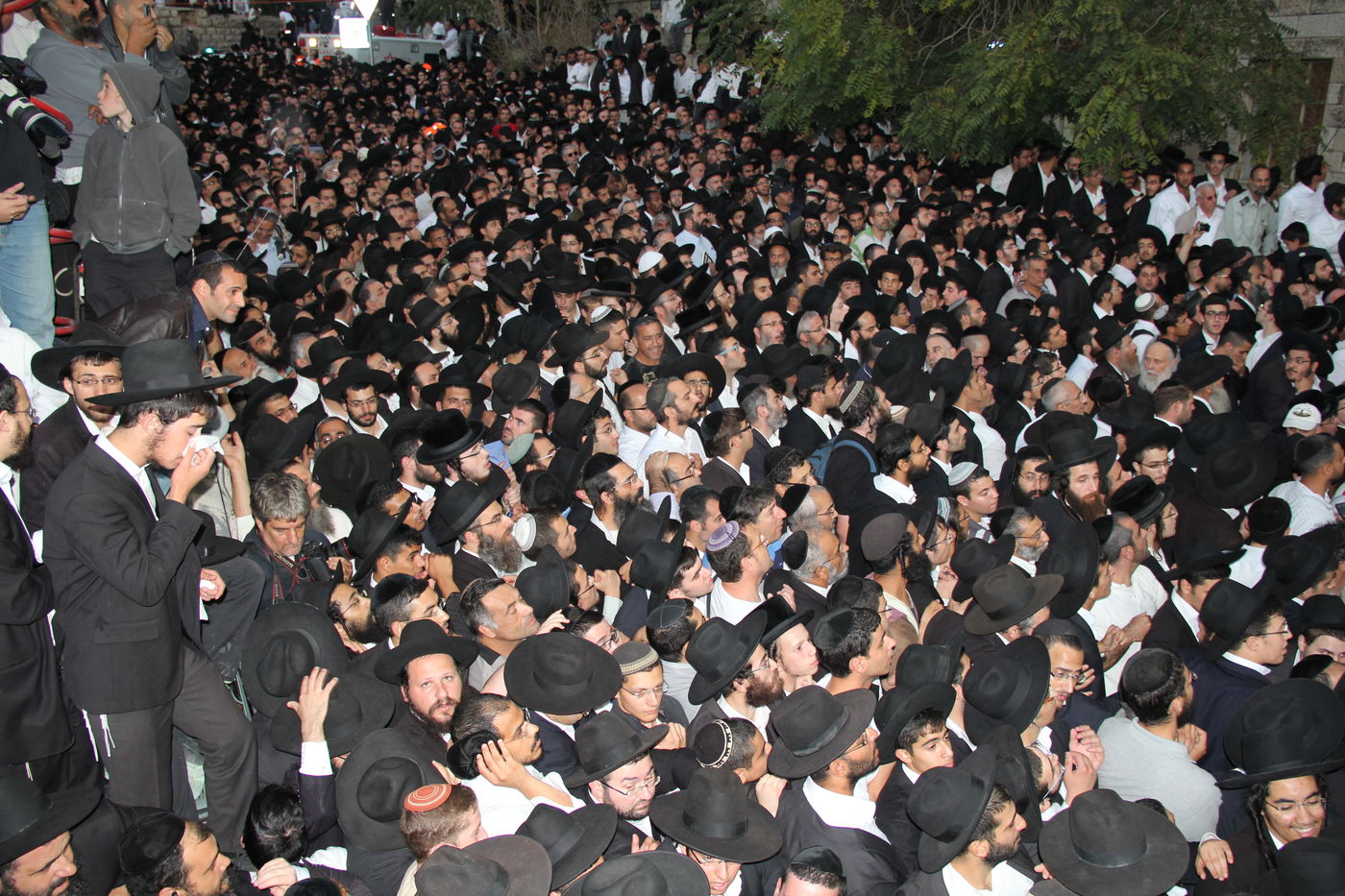 גלריית ענק: כך נראתה הלוויתו של מרן הרב עובדיה יוסף