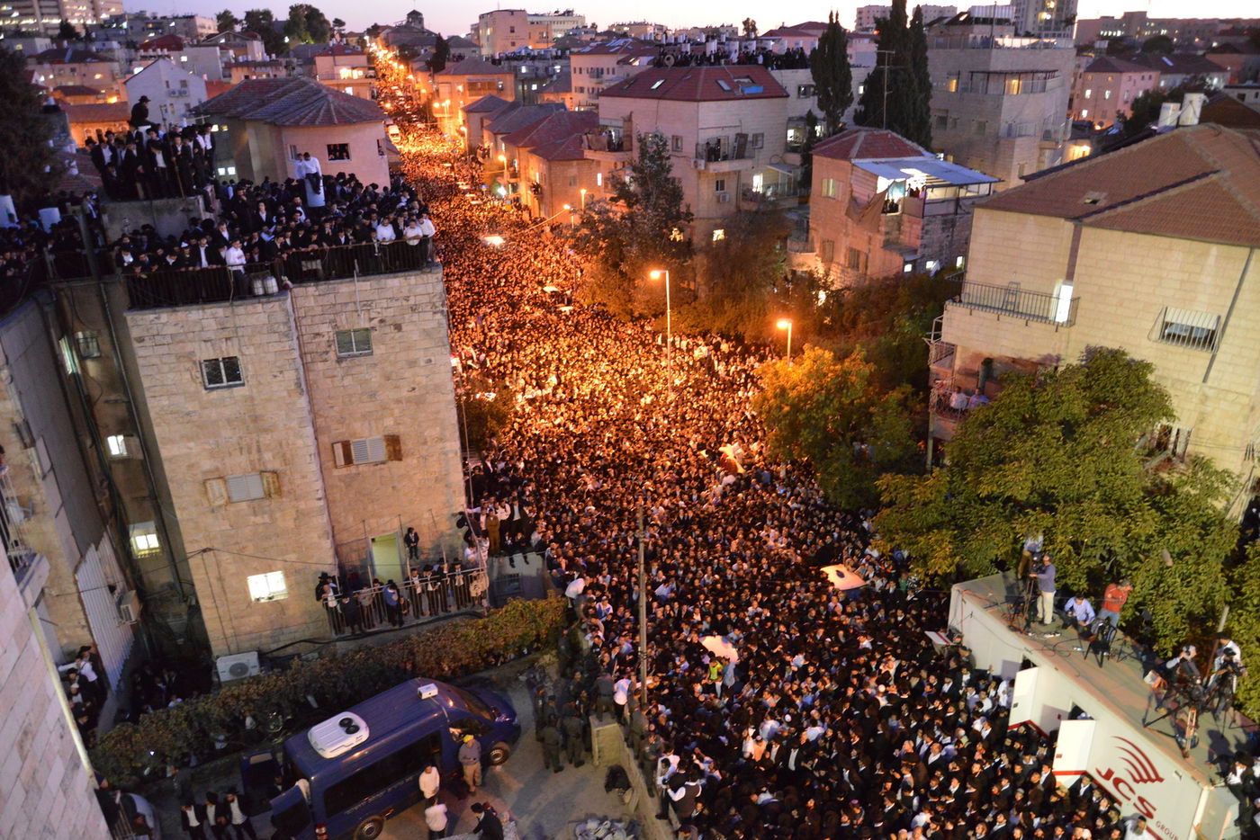 מסע הלוויה: מיליון נפרדים, מאה תמונות • גלריה