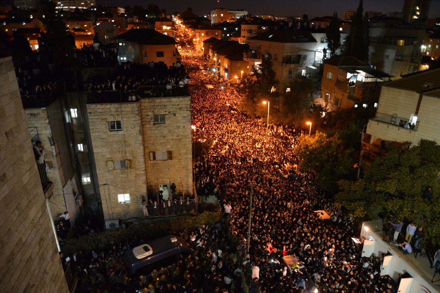 מסע הלוויה: מיליון נפרדים, מאה תמונות • גלריה