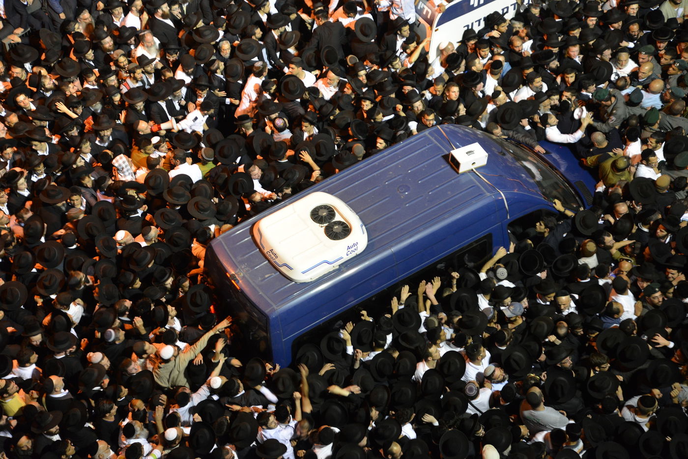 מסע הלוויה: מיליון נפרדים, מאה תמונות • גלריה