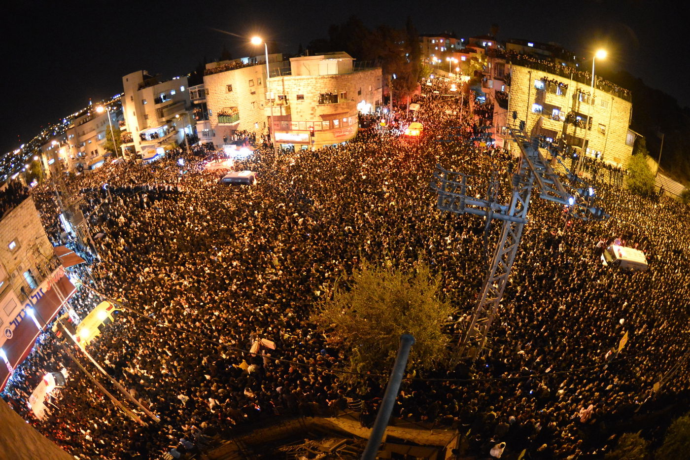 מסע הלוויה: מיליון נפרדים, מאה תמונות • גלריה