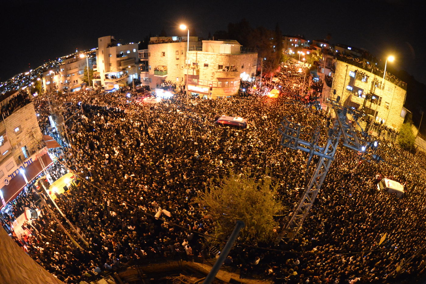 מסע הלוויה: מיליון נפרדים, מאה תמונות • גלריה
