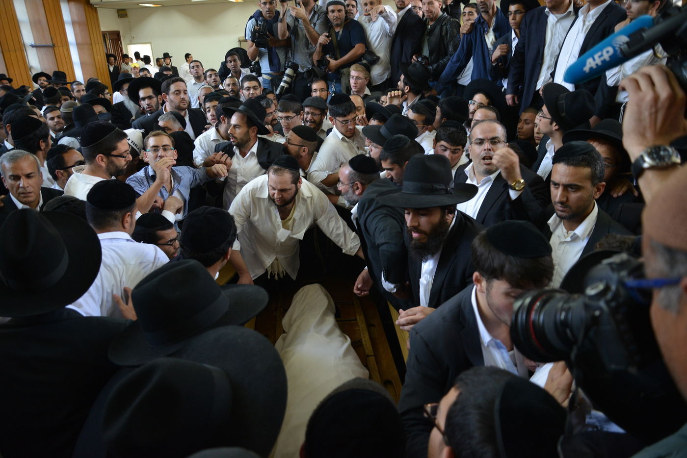 מסע הלוויה: מיליון נפרדים, מאה תמונות • גלריה