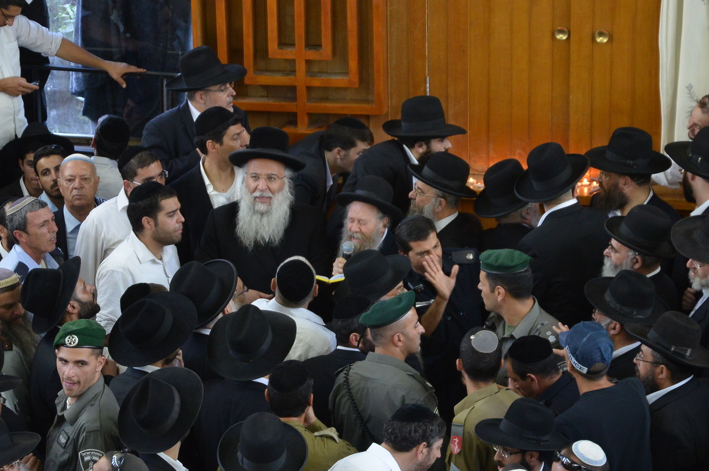 מסע הלוויה: מיליון נפרדים, מאה תמונות • גלריה