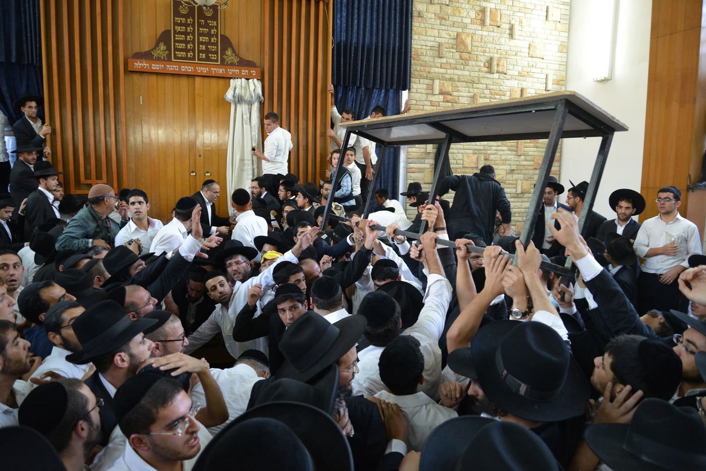 מסע הלוויה: מיליון נפרדים, מאה תמונות • גלריה