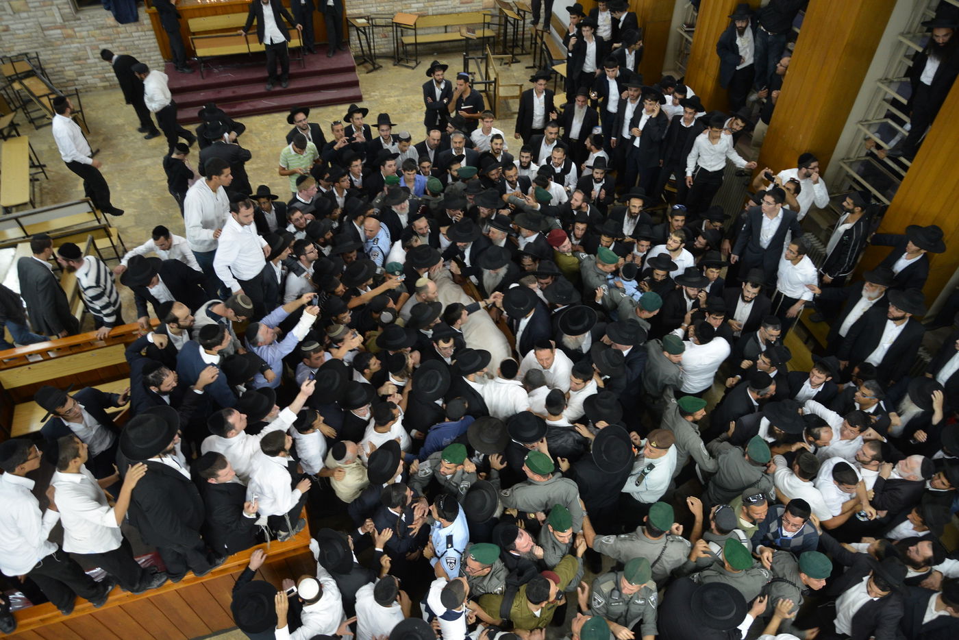 מסע הלוויה: מיליון נפרדים, מאה תמונות • גלריה