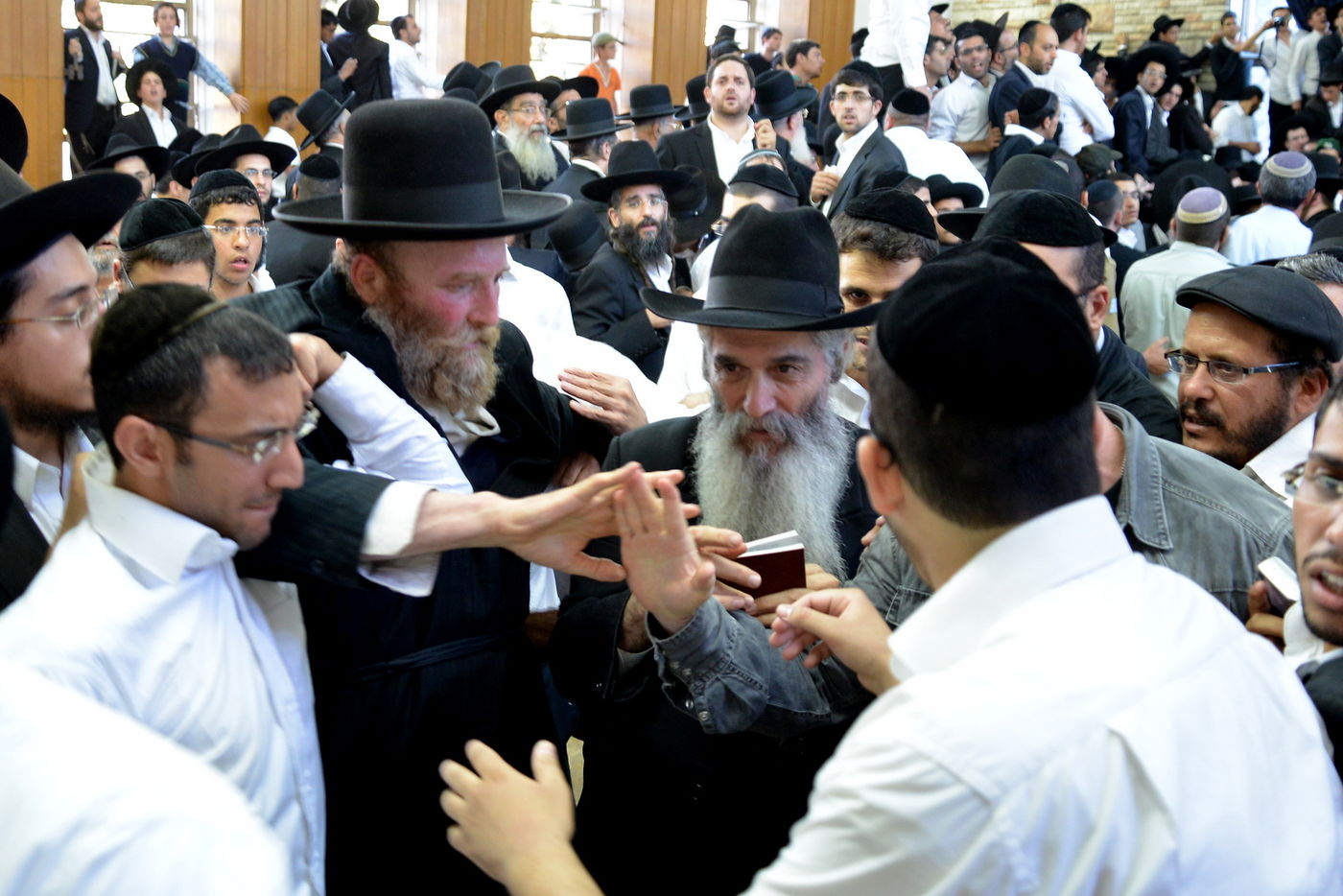 מסע הלוויה: מיליון נפרדים, מאה תמונות • גלריה