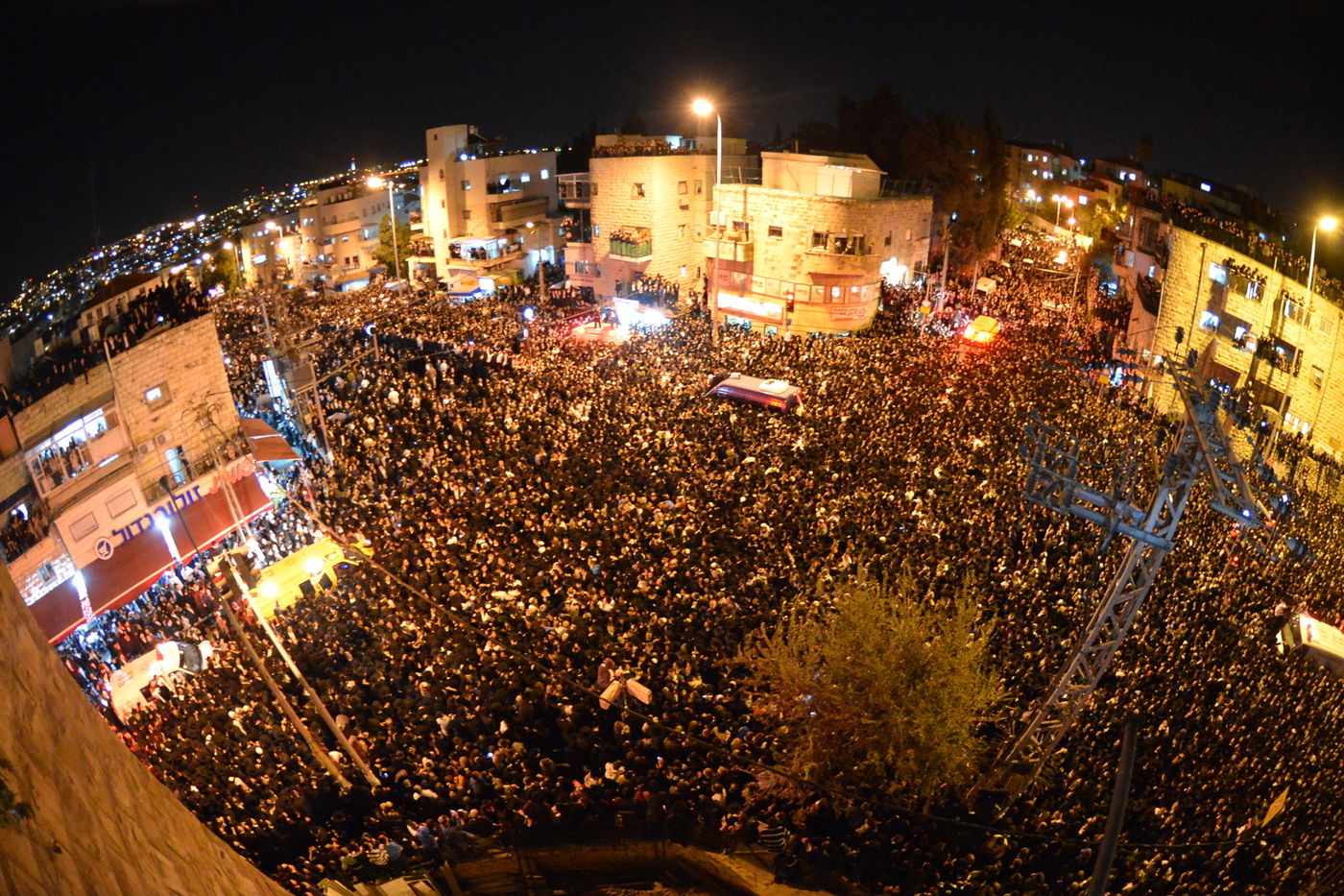 מסע הלוויה: מיליון נפרדים, מאה תמונות • גלריה