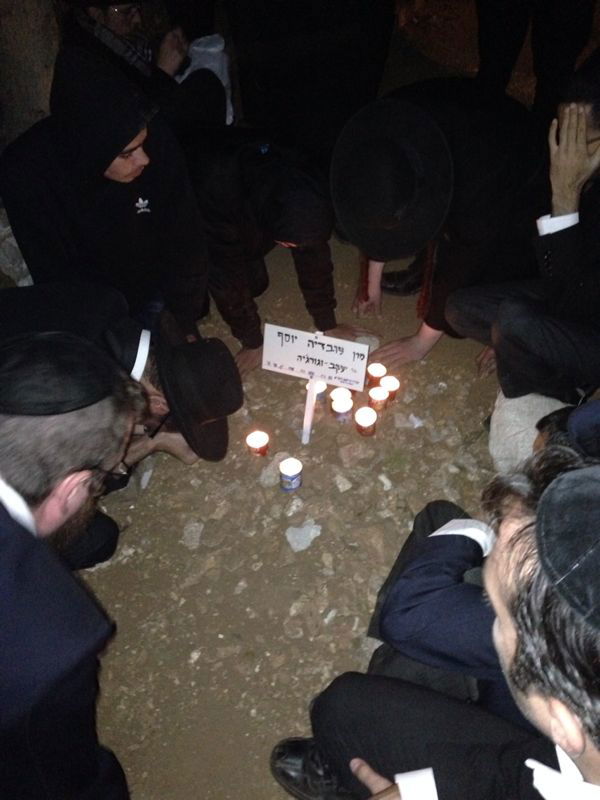 קברו הטרי של מרן הרב עובדיה יוסף זצ"ל • תיעוד דומע