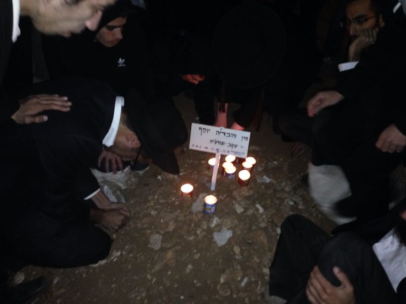 קברו הטרי של מרן הרב עובדיה יוסף זצ"ל • תיעוד דומע