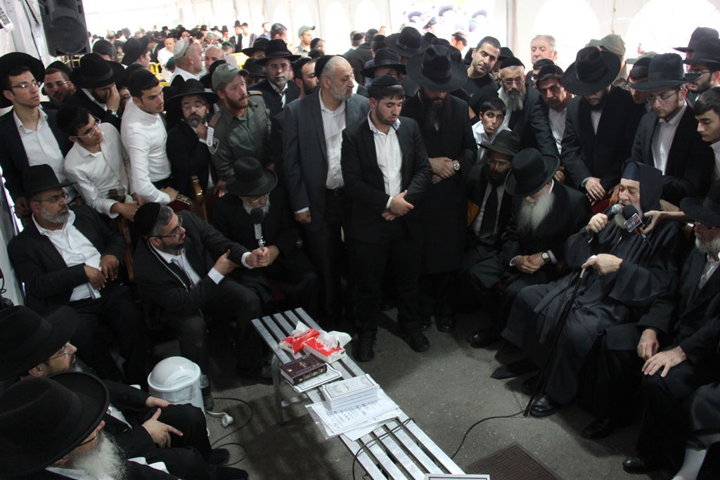 יום שני של ניחום אבלים בהקבלן 45 • צפו בגלרית ענק