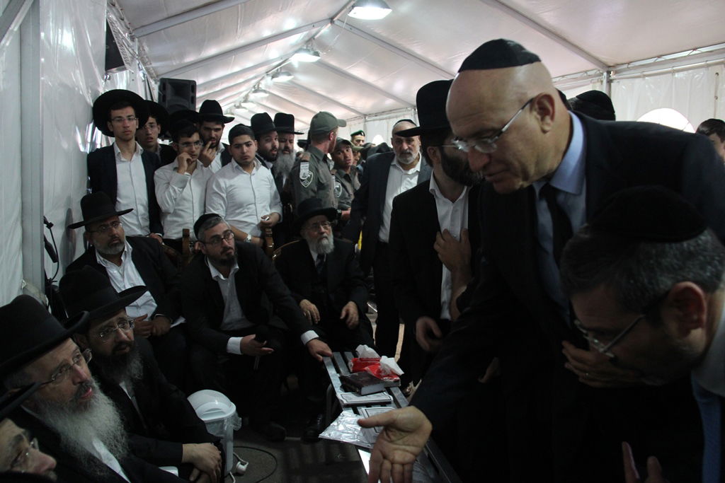 יום שני של ניחום אבלים בהקבלן 45 • צפו בגלרית ענק