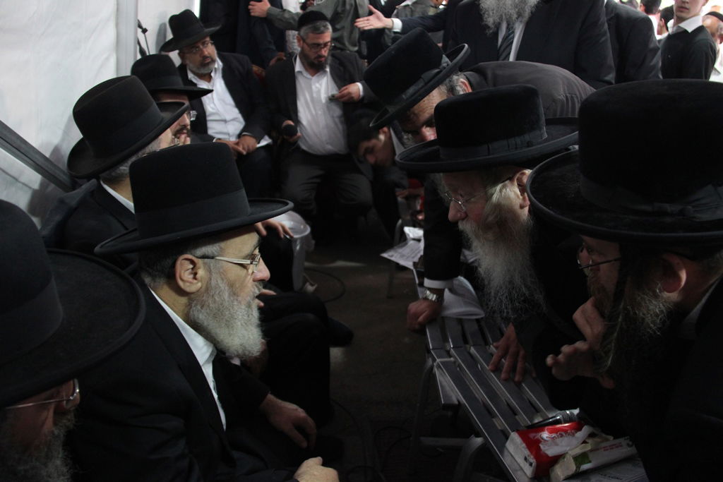 יום שני של ניחום אבלים בהקבלן 45 • צפו בגלרית ענק