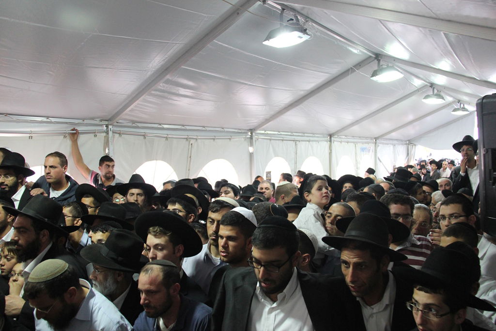 יום שני של ניחום אבלים בהקבלן 45 • צפו בגלרית ענק