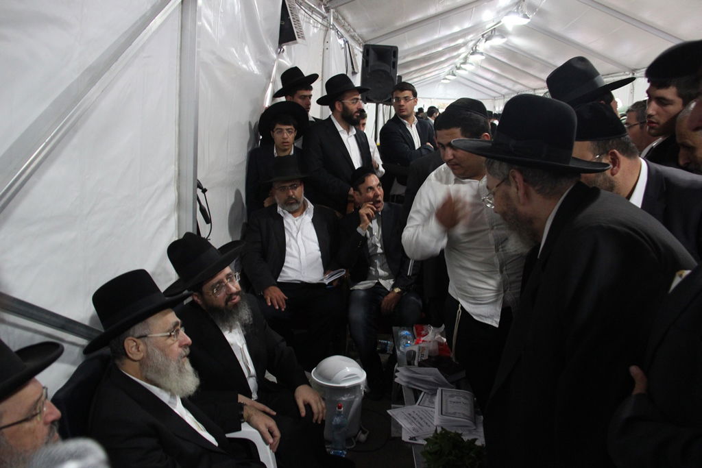 יום שני של ניחום אבלים בהקבלן 45 • צפו בגלרית ענק