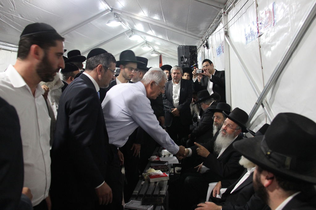 יום שני של ניחום אבלים בהקבלן 45 • צפו בגלרית ענק