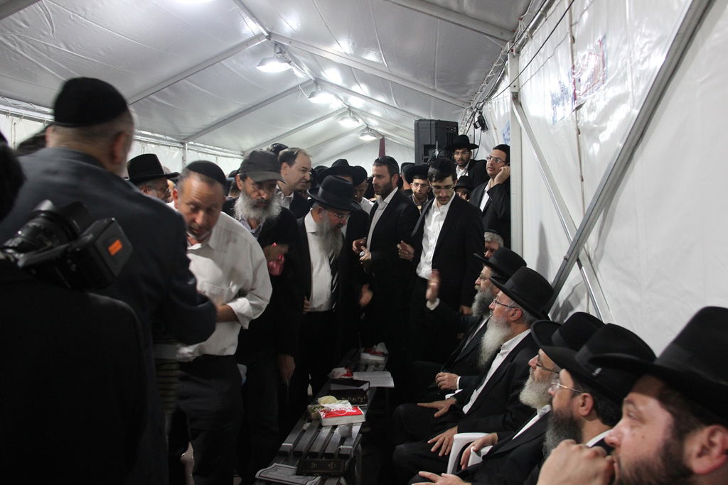 יום שני של ניחום אבלים בהקבלן 45 • צפו בגלרית ענק