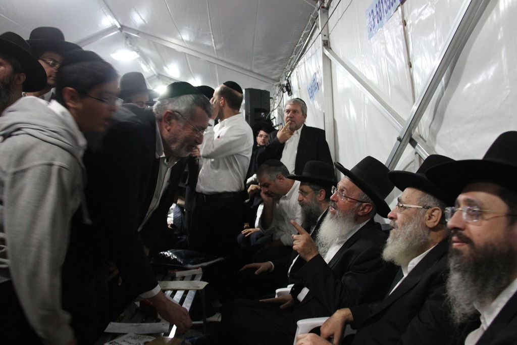 יום שני של ניחום אבלים בהקבלן 45 • צפו בגלרית ענק