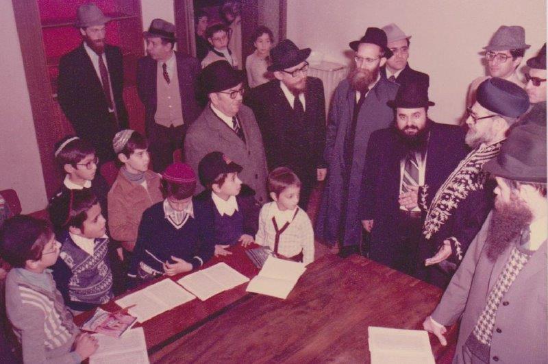 תמונות נדירות: הרב עובדיה יוסף מבקר במילאנו שבאיטליה