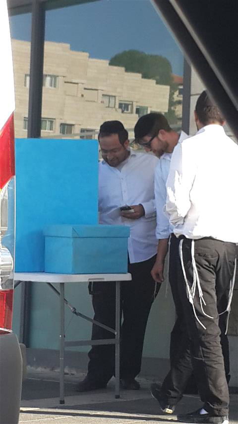 ירושלים: מאות הצביעו בקלפי הנודדת של 'טוב'