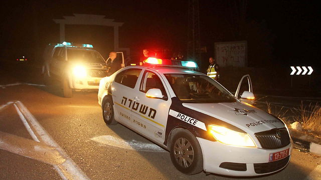 כוחות הביטחון ביישוב, הלילה